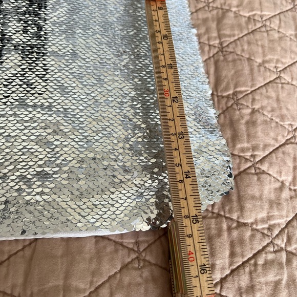 Slytherin Reversible Sequin White Pillow Cover Harry Potter symbol zipper 15”x15 - Picture 5 of 7